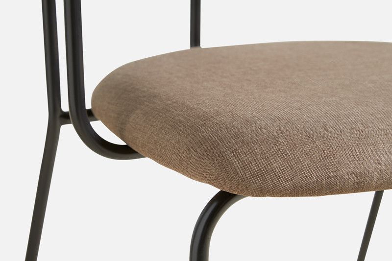 Woud Frame dining chair-UTGÅTT MODELL-UTSTILLINGSMODELL