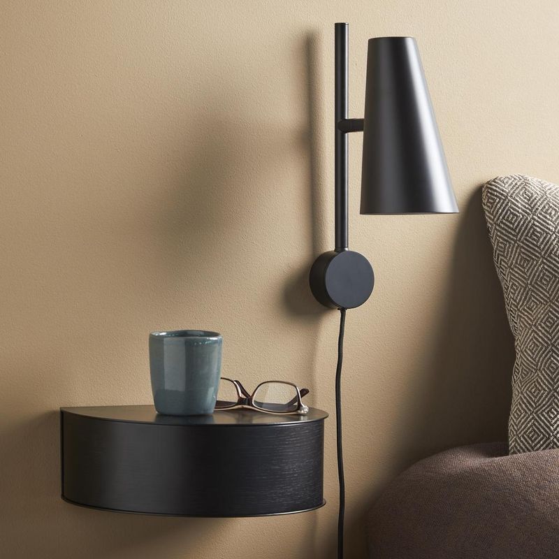 Woud Cono Wall Lamp
